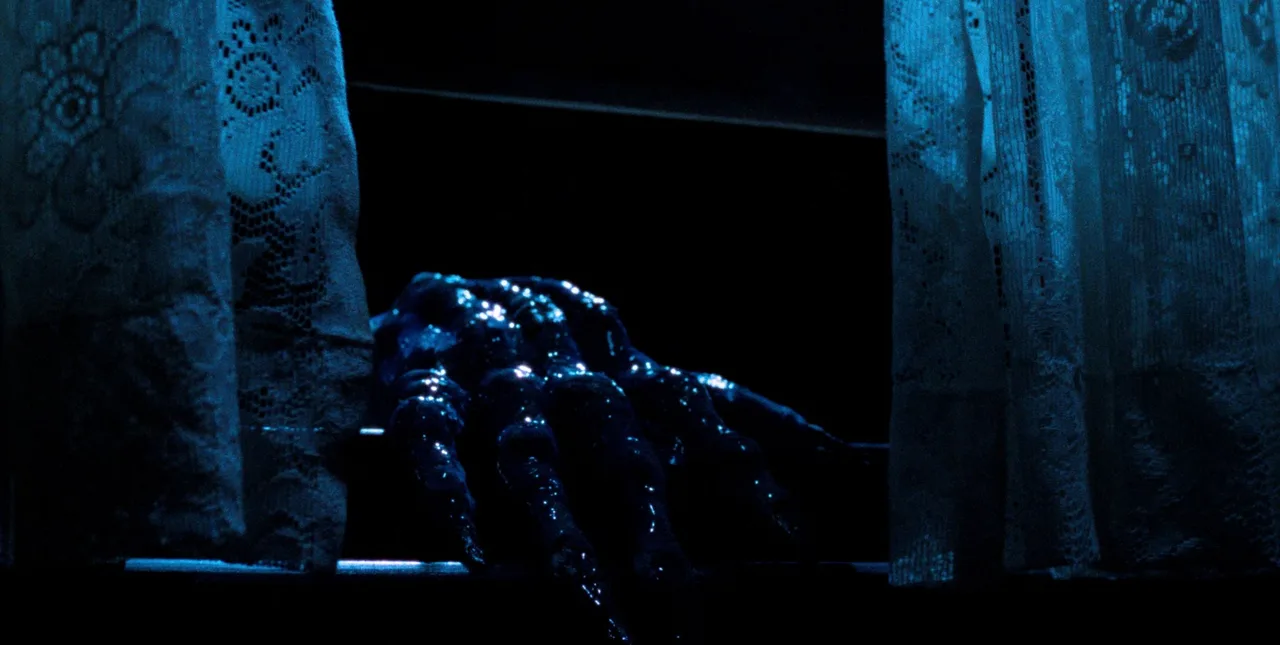 Кадр из фильма "Селия"