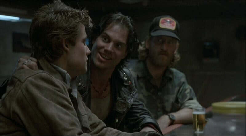 Кадр из фильма "Почти стемнело"