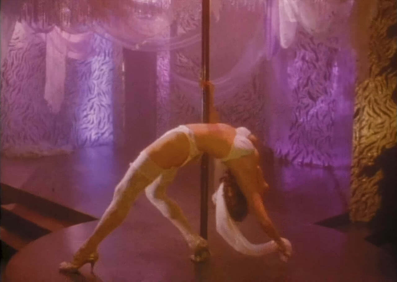 Кадр из фильма “Раздетая для убийства 2”