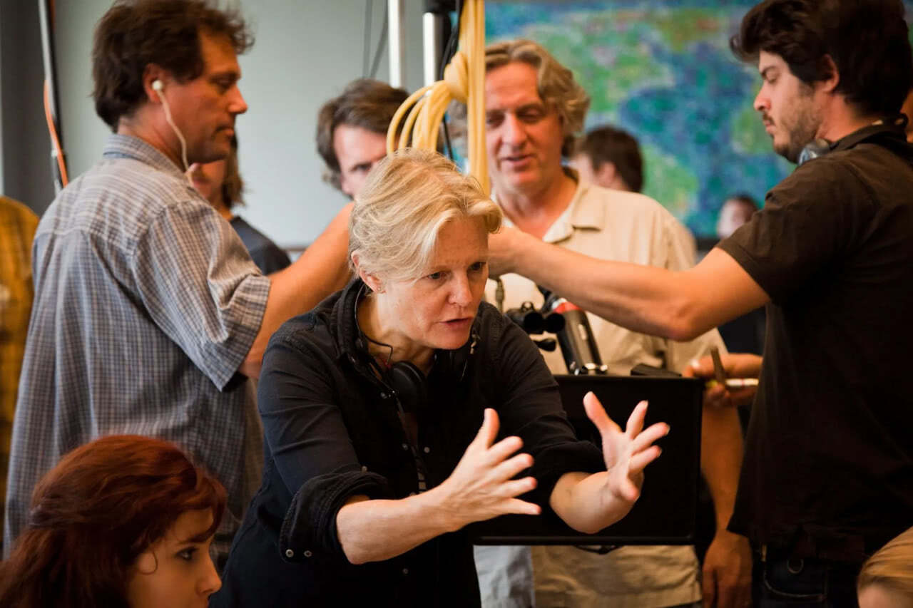 Мэри Хэррон на съёмках "Дневников мотылька"