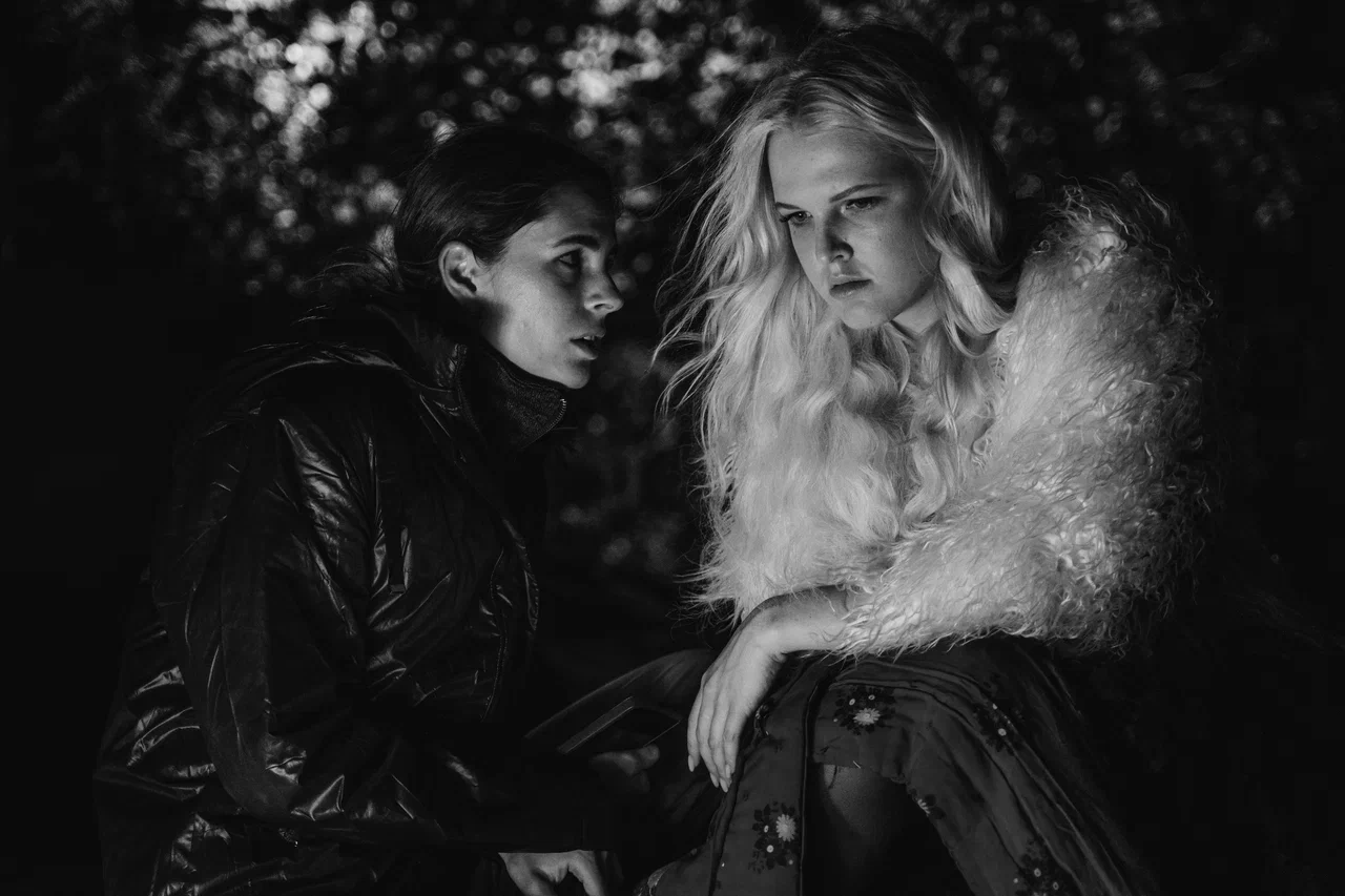 Кадр из фильма "Монохром"